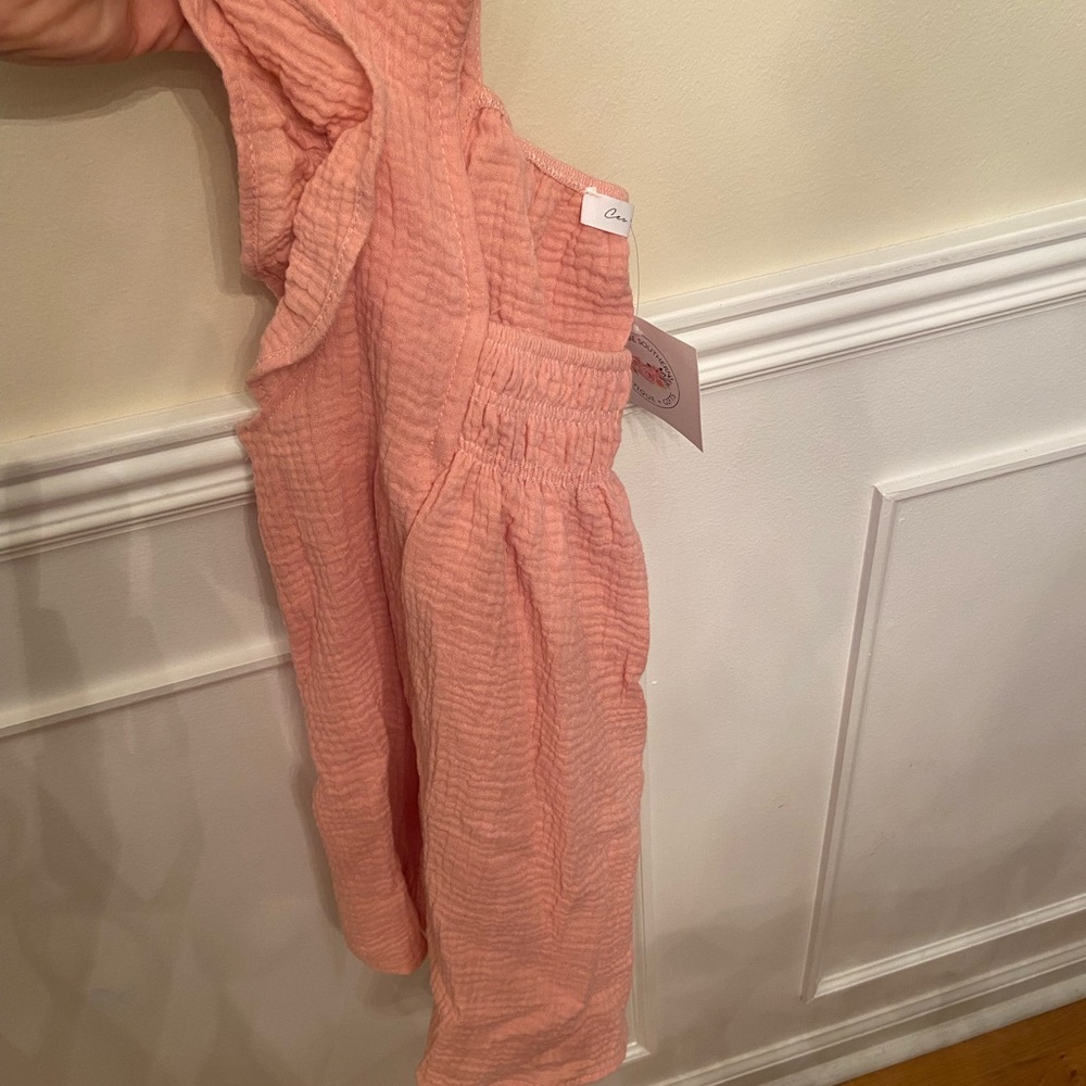Peach/mauve Ruffled Sleeve Top - Picture 2 of 3